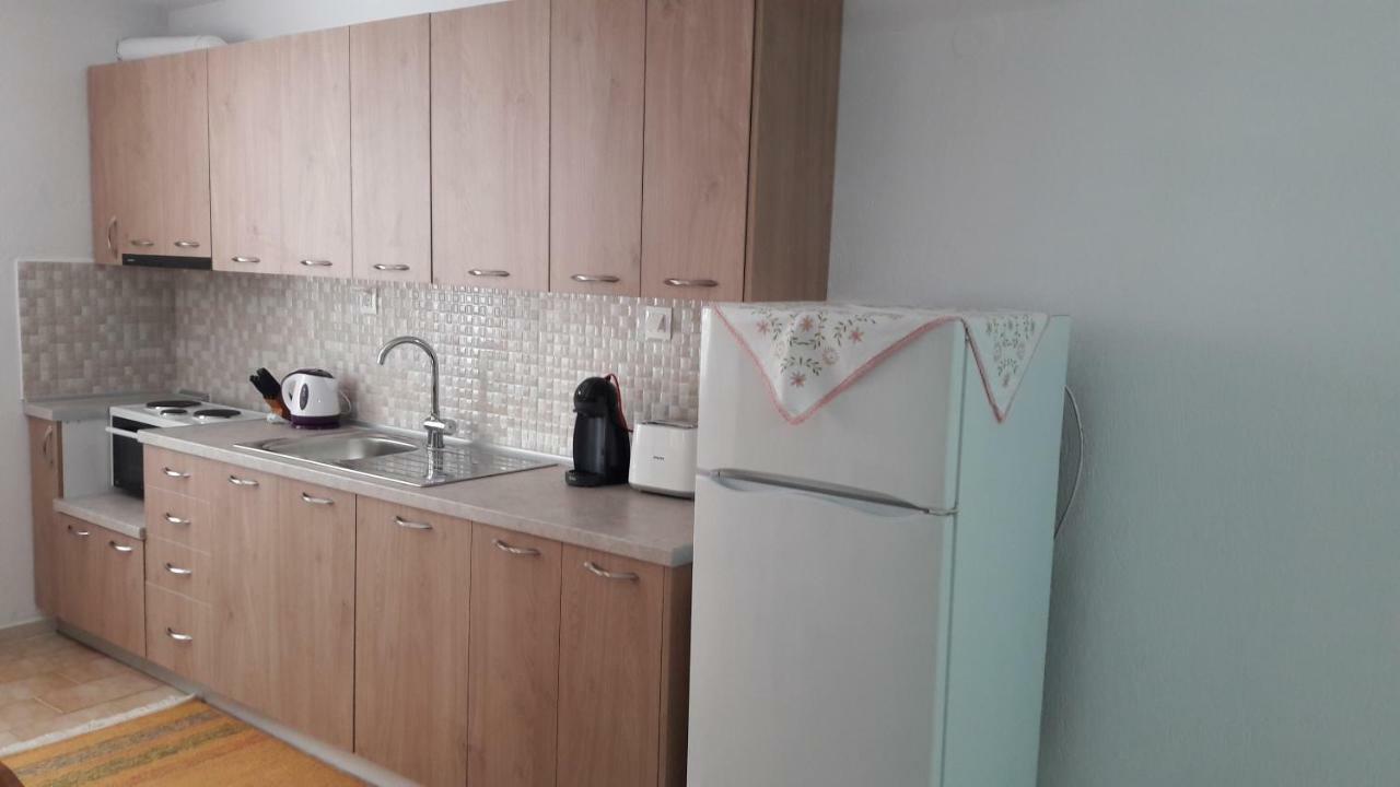 Anastasia' S Guest House Neos Marmaras Zewnętrze zdjęcie